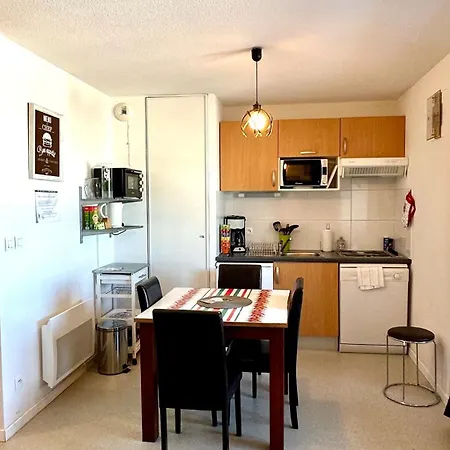 Du Pic D'anie Apartment